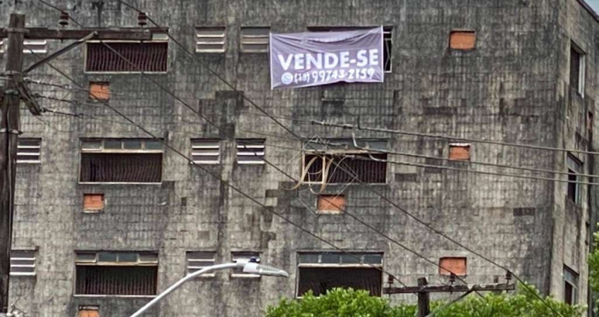 EXCELENTE OPORTUNIDADE DE FAZER UM RETROFIT, PRÉDIO COMERCIAL NA CIDADE DE SANTOS!!!