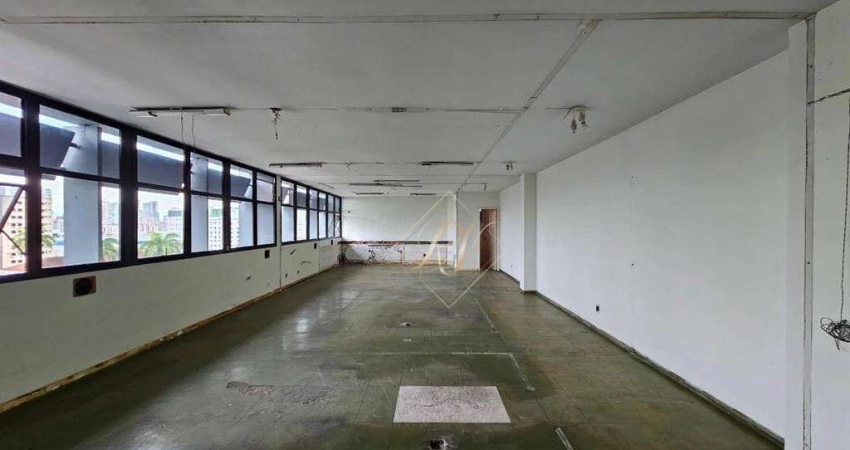 NECESSITA REFORMA!!! CONJUNTO COMERCIAL PARA VENDA E LOCAÇÃO NA CIDADE DE SANTOS!!!