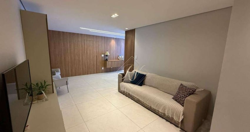 Maravilhoso apartamento, sol da manhã, vista livre, totalmente reformado, andar alto, bem amplo e arejado, na melhor localização dana Ponta da Praia!!