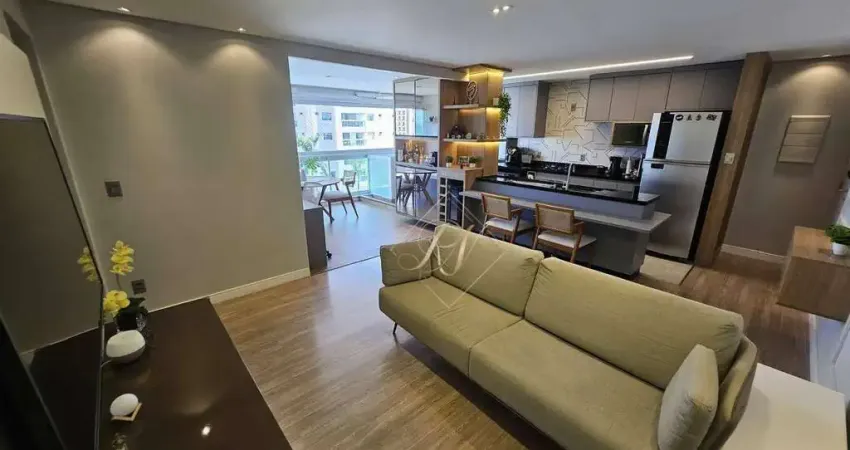 Fino acabamento, sacada fechada em vidros, 2 dormitórios, lazer completo no bairro ponta da praia em santos!!