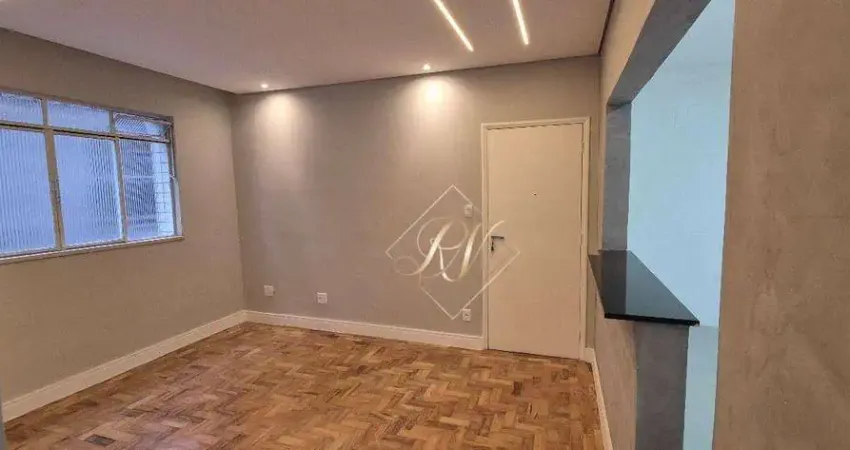 REFORMADA, PRONTO PARA MORAR!!! APARTAMENTO 3 DORMITÓRIOS, AMPLO, VAGA DEMARCADA NA CIDADE DE SANTOS!!!
