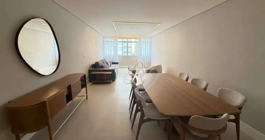 Apartamento 1 quadra da praia do Gonzaga, 3 suítes, todo reformado, impecáve!!!