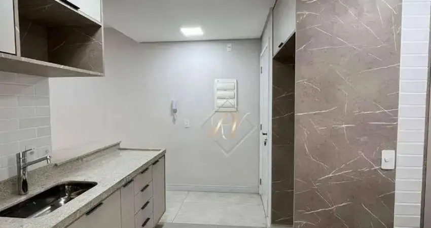 À 50 metros da praia, 2 dormitórios amplos om planejados, vaga demarcada, lazer completo na cidade de santos!!