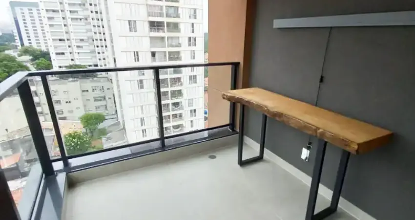 Excelente apto mobiliado - varanda - lazer - localização privilegiada