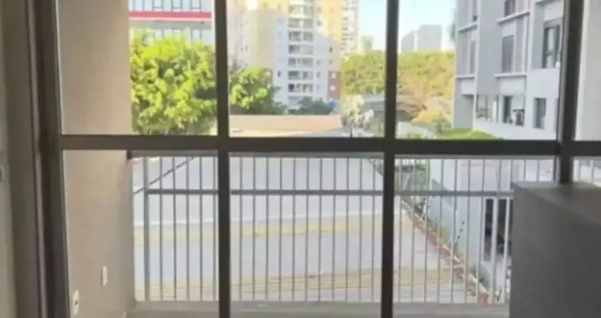 Excelente apto - varanda - lazer - localização privilegiada