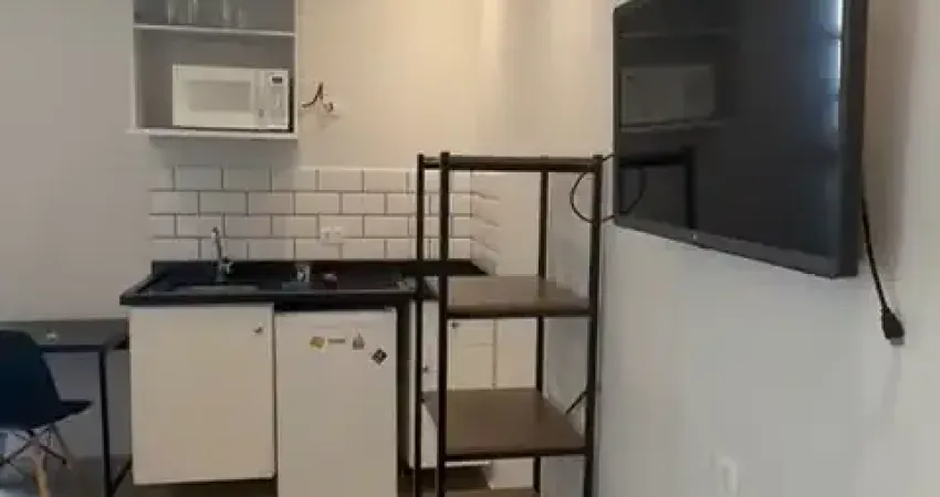 Kitnet / Stúdio para alugar na Rua Doutor José Áureo Bustamante, Santo Amaro, São Paulo