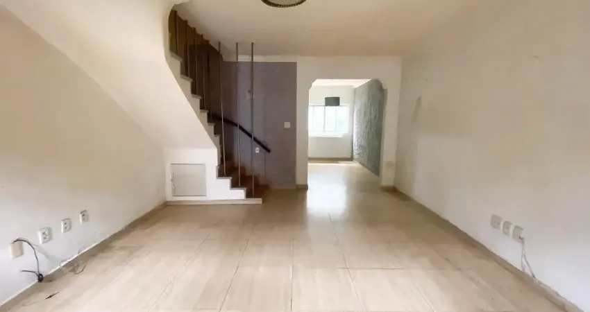 Casa com 3 quartos para alugar na Rua do Estilo Barroco, 236, Santo Amaro, São Paulo