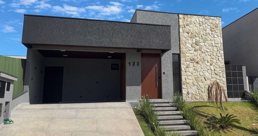 Casa de Alto Padrão com 3 Suítes, Piscina Privativa e Área Gourmet no Cyrela