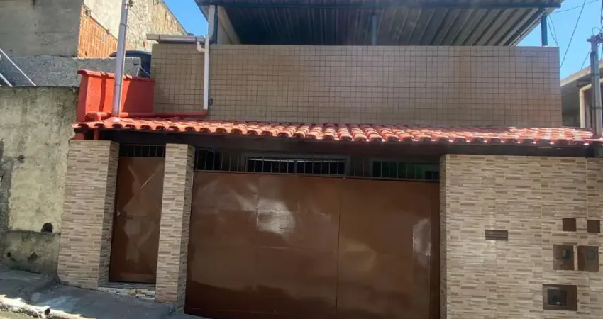 Excelente casa Furtado de Menezes  2 quartos com terraço e garagem