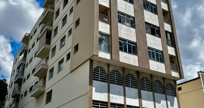EXCELENTE APARTAMENTO 3 QUARTOS COM 120 METRSO NO BAIRRO FABRÍCA