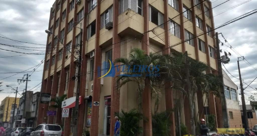 Sala comercial com 6 salas para alugar no Centro Histórico, Paranaguá 