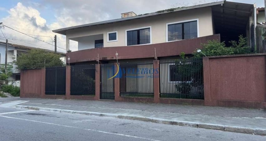 Casa com 2 quartos à venda na Vila Itiberê, Paranaguá 