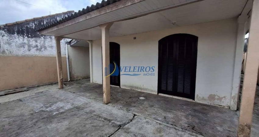 Casa com 2 quartos para alugar no Conjunto Nilson Neves, Paranaguá 