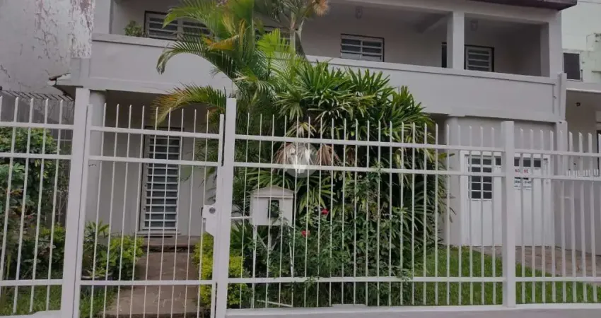 CASA  AMPLA BEM JUNTO UFN TUDO PRÓXIMO. VENHA CONHECER ESSE IMOVEL EXCLUSIVO.