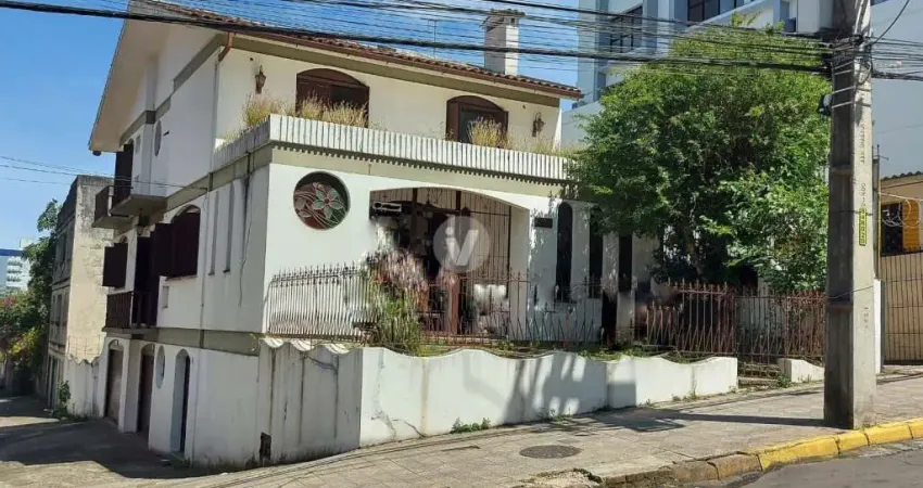 Casa com 3 quartos para alugar na Rua Duque de Caxias, 1881, Centro, Santa Maria