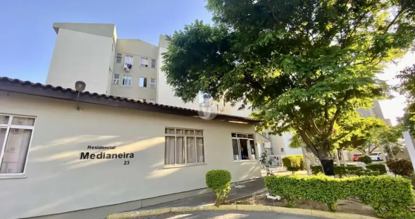 Apartamento com 2 quartos à venda na Rua Izidoro Grassi, 23, Nossa Senhora Medianeira, Santa Maria
