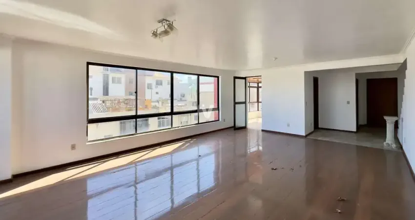 Apartamento DUPLEX no centro de Santa Maria!