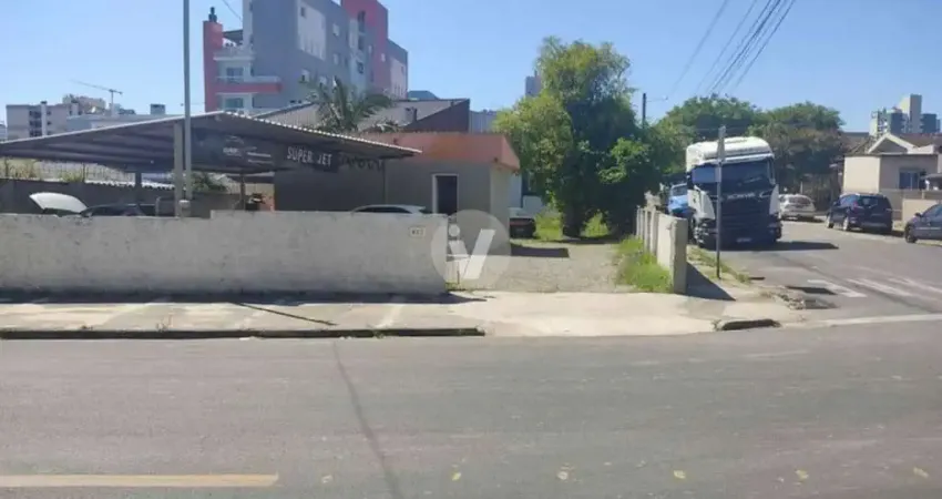 Terreno à venda na Rua Osvaldo Aranha, 621, Nossa Senhora de Lourdes, Santa Maria