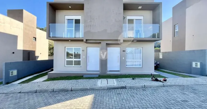 Casa em condomínio fechado com 2 quartos à venda na Rua Helena Toniolo Figueira, 600, São José, Santa Maria