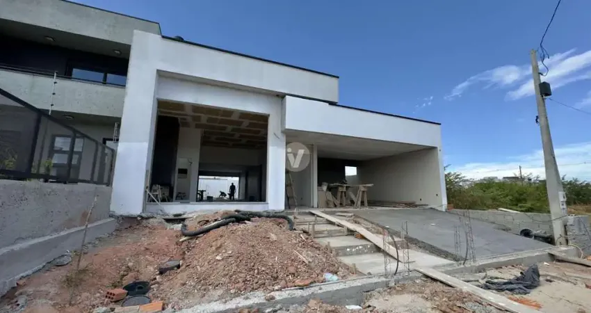 Casa em construção com 3 suítes no Terras de Santorini