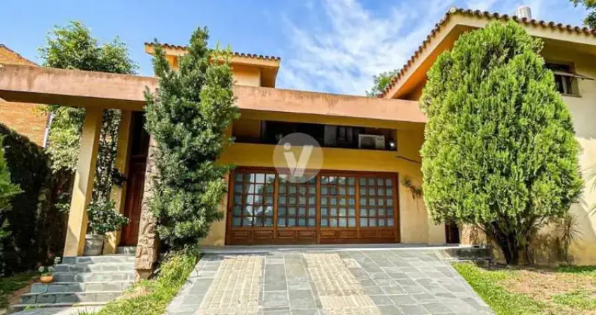 Casa alto padrão com 5 dormitórios Bairro nossa Senhora de Lourdes!!