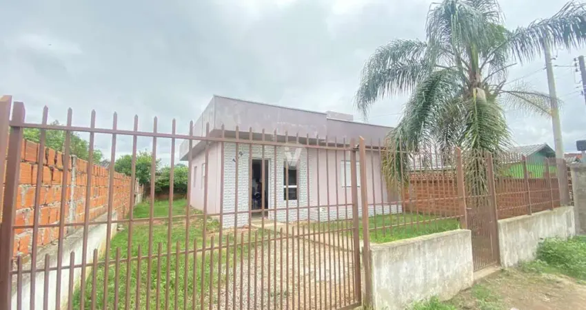 Casa 02 dormitórios (sendo 01 suíte) no Bairro Passo D'areia!