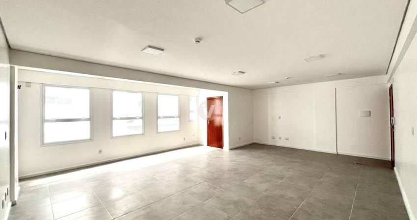 Sala comercial para alugar na Rua Duque de Caxias, 2357, Centro, Santa Maria