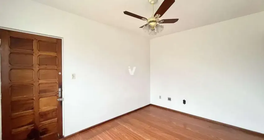 Apartamento de dois dormitórios para locação ou venda.