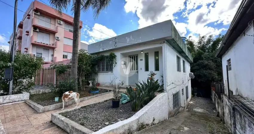 Casa ampla central, perfeita para ponto comercial