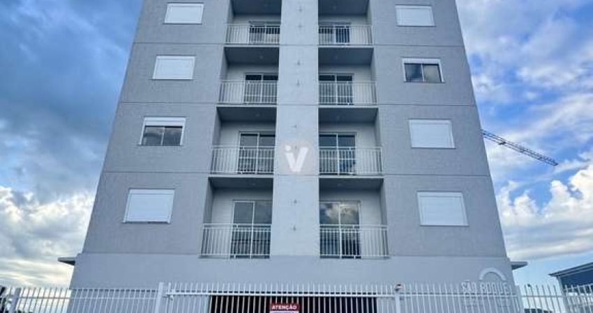 Apartamento 2 dormitórios no bairro Camobi, com fácil acesso à UFSM e Centro.