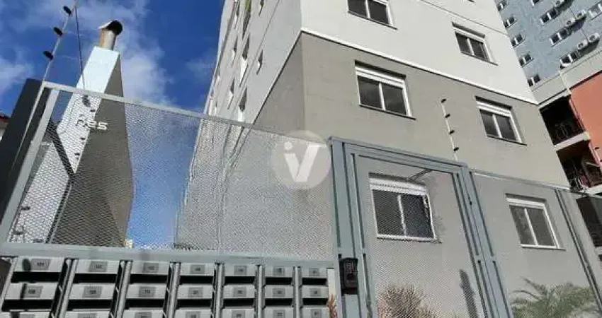 Apartamento 1 dormitório, churrasqueira, localizado no bairro n. sra de fátima!