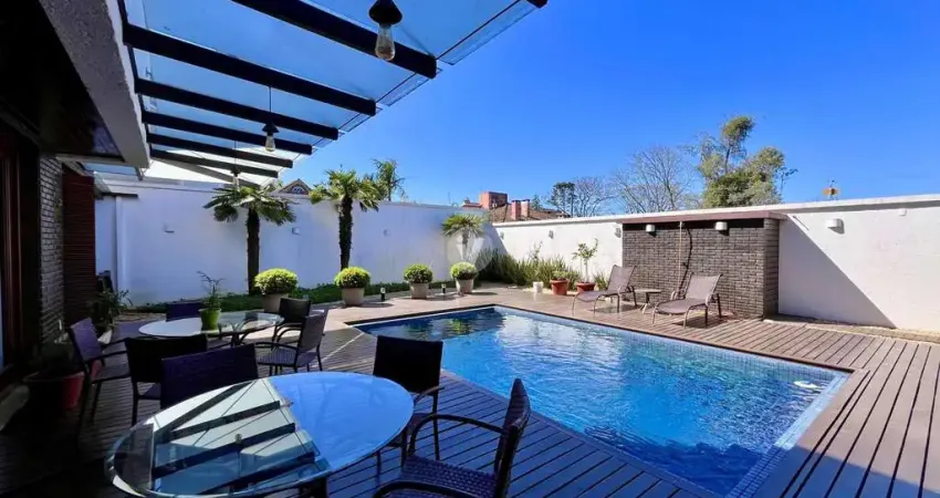 Casa em condomínio fechado com 3 suítes, piscina e energia solar – bairro são jo