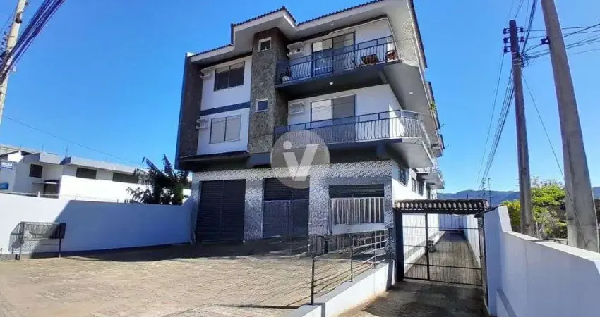 Apartamento amplo, de 3 dormitórios, 2 vagas,  localizado em camobi!