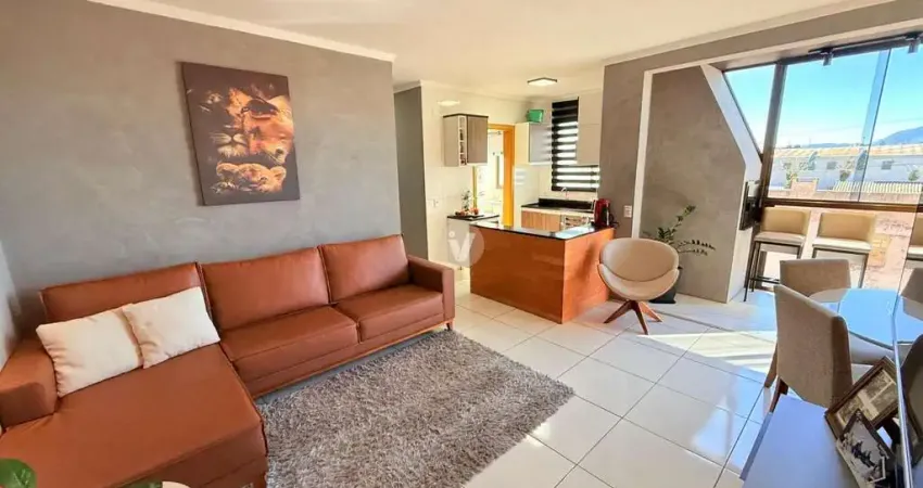 Apartamento localizado no bairro familiar e tranquilo, com 2 dormitórios e vaga