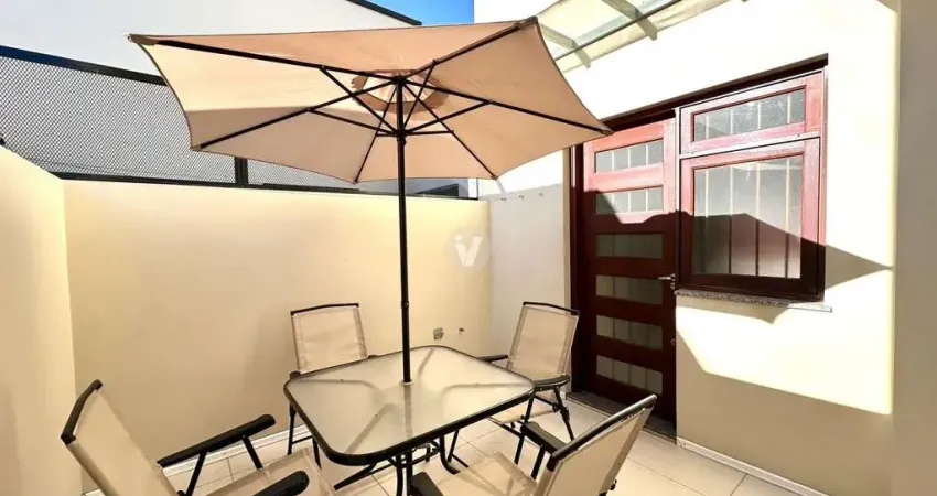 Casa para venda, com 3 dormitórios, 2 vagas, churrasqueira, em camobi.