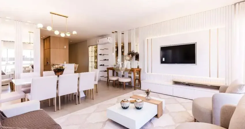 Belíssimo apartamento de 3 dormitórios mobiliado, localizado no bairro navegante