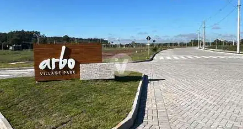 Lote à venda, com localização privilegiada no Condomínio ARBO ECO VILLAGE.