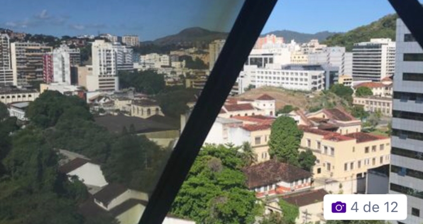 Sala comercial com 1 sala à venda na Rua Visconde de Sepetiba, 935, Centro, Niterói
