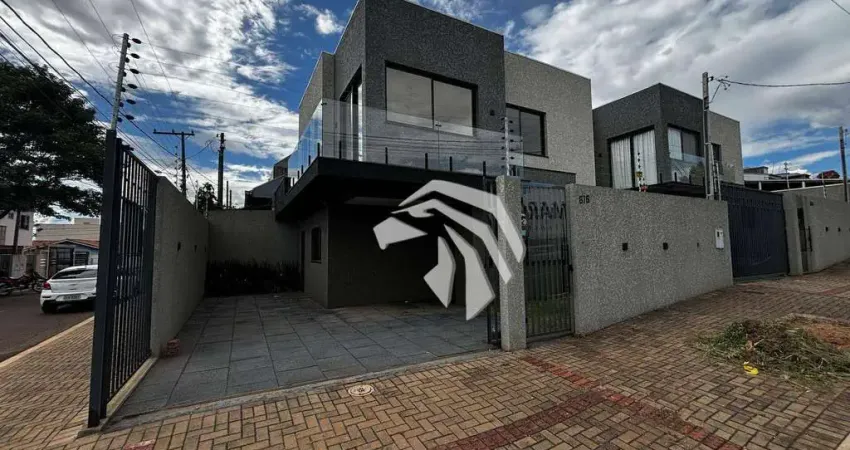 Sobrado com 3 dormitórios à venda, 125 m² por R$ 670.000,00 - Canadá - Cascavel/PR
