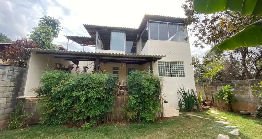 Casa com 2 dormitórios, 230 m² - venda por R$ 700.000,00 ou aluguel por R$ 5.066,67/mês - Lundceia - Lagoa Santa/MG
