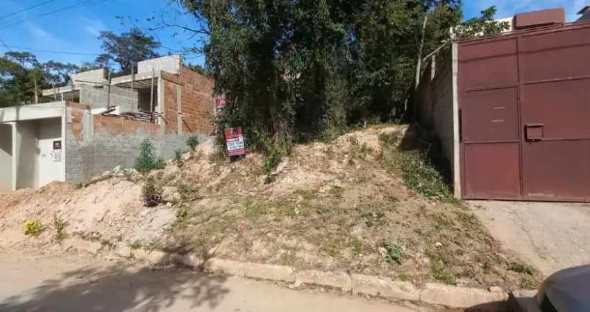 Terreno em Lagoa Santa no bairro Portal do Sol.