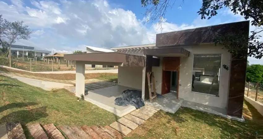 Casa com 4 dormitórios à venda, 280 m² por R$ 1.290.000,00 - Condomínio Vale do Luar - Jaboticatubas/MG