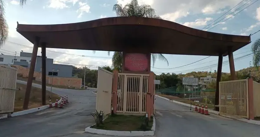 Terreno em condomínio fechado à venda no Condomínio Estância dos Lagos, Santa Luzia 