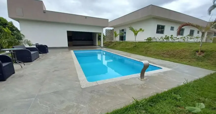 Casa em condomínio fechado com 4 quartos à venda no Condomínio Vale Do Luar, Jaboticatubas 