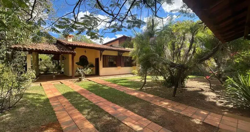 Apaixonante casa no Recanto do Poeta