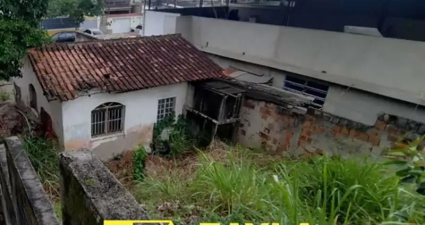 Casa com 2 quartos à venda na Rua Licínio Barcelos, Irajá, Rio de Janeiro
