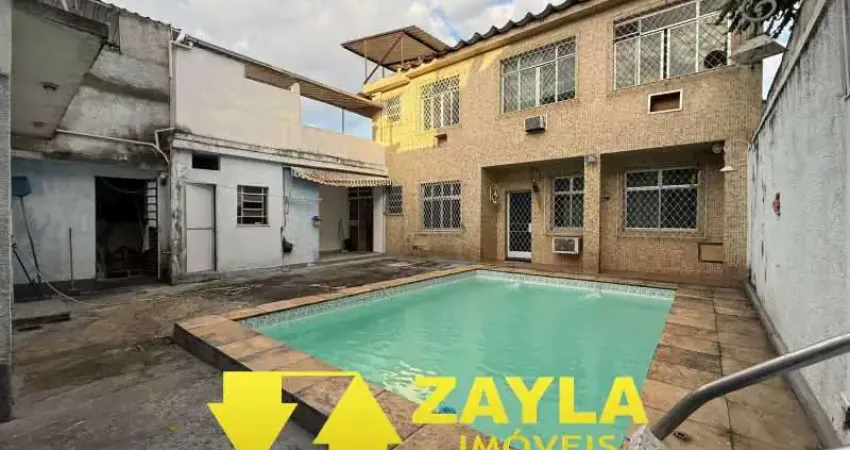 Casa com 2 quartos à venda na Rua Cetima, Irajá, Rio de Janeiro