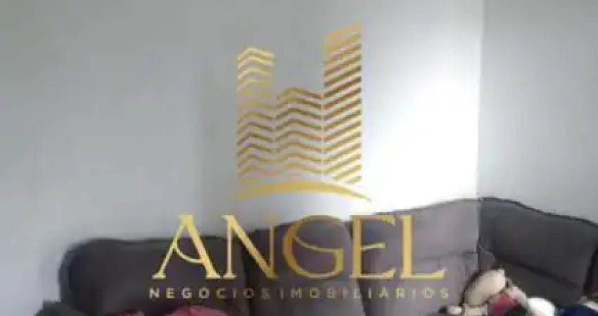 Casa térrea com 2 dormitórios e 1 vaga - Água Rasa