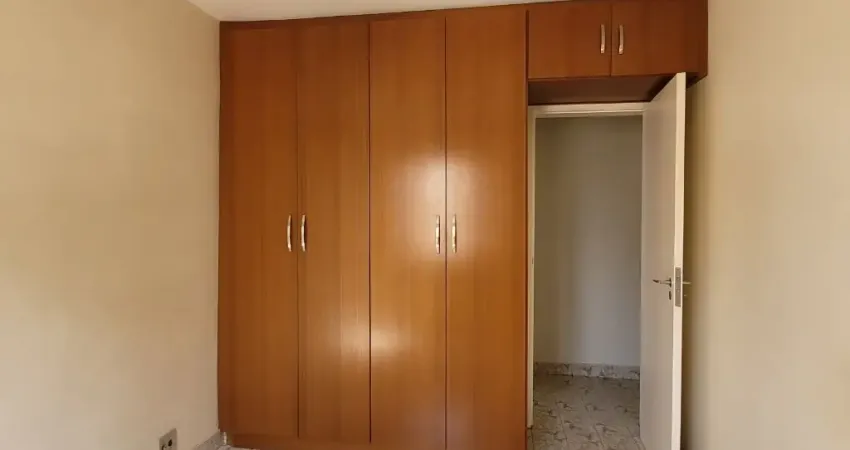 Vendo Apto na Saúde com 64m² e Depósito Próx ao Metrô