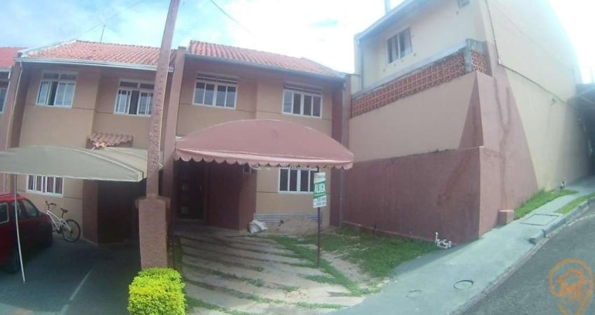 Sobrado com 3 quartos  para alugar, 72.32 m2 por R$1800.00  - Xaxim - Curitiba/PR